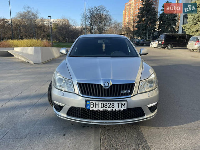 Серый Шкода Октавия, объемом двигателя 1.8 л и пробегом 204 тыс. км за 8500 $, фото 5 на Automoto.ua
