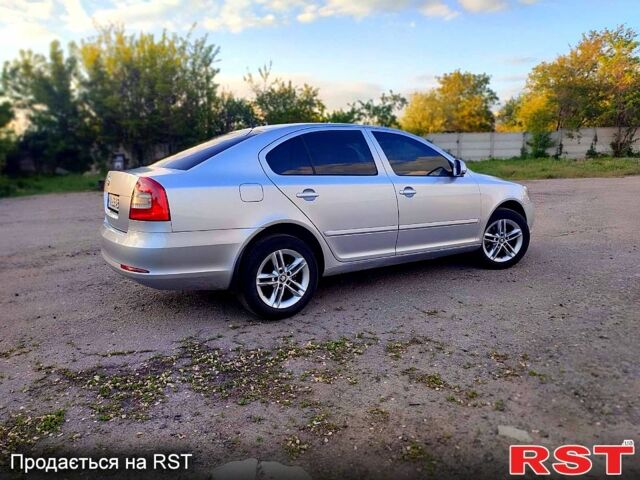 Сірий Шкода Октавія, об'ємом двигуна 1.8 л та пробігом 246 тис. км за 7500 $, фото 1 на Automoto.ua