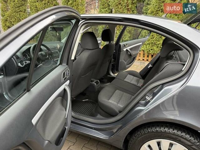 Серый Шкода Октавия, объемом двигателя 1.6 л и пробегом 77 тыс. км за 10900 $, фото 23 на Automoto.ua