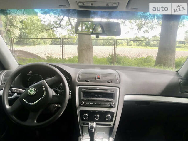 Сірий Шкода Октавія, об'ємом двигуна 1.8 л та пробігом 345 тис. км за 7600 $, фото 26 на Automoto.ua