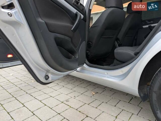 Серый Шкода Октавия, объемом двигателя 1.6 л и пробегом 306 тыс. км за 7850 $, фото 39 на Automoto.ua