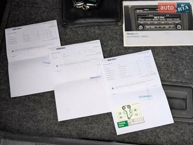 Серый Шкода Октавия, объемом двигателя 1.6 л и пробегом 306 тыс. км за 7850 $, фото 70 на Automoto.ua