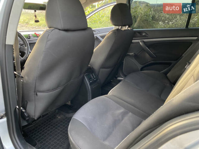 Сірий Шкода Октавія, об'ємом двигуна 1.6 л та пробігом 287 тис. км за 7500 $, фото 13 на Automoto.ua