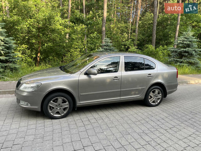 Серый Шкода Октавия, объемом двигателя 1.8 л и пробегом 185 тыс. км за 7600 $, фото 16 на Automoto.ua
