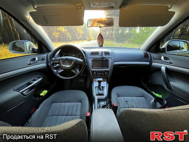 Серый Шкода Октавия, объемом двигателя 1.8 л и пробегом 165 тыс. км за 9800 $, фото 6 на Automoto.ua