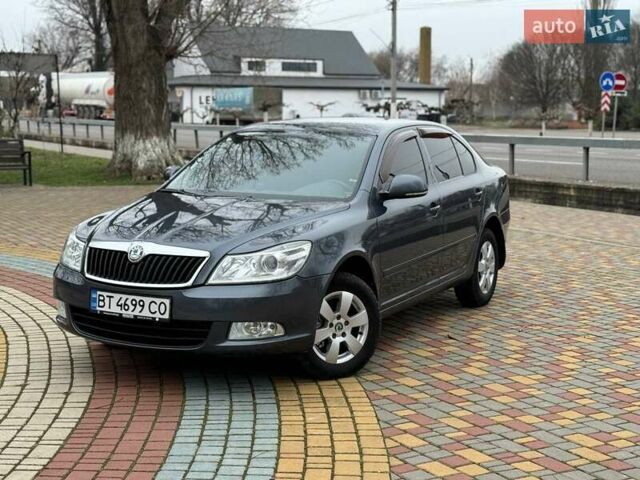 Серый Шкода Октавия, объемом двигателя 1.8 л и пробегом 137 тыс. км за 8300 $, фото 2 на Automoto.ua
