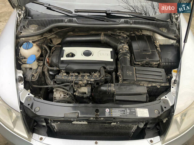 Серый Шкода Октавия, объемом двигателя 1.8 л и пробегом 245 тыс. км за 8000 $, фото 13 на Automoto.ua