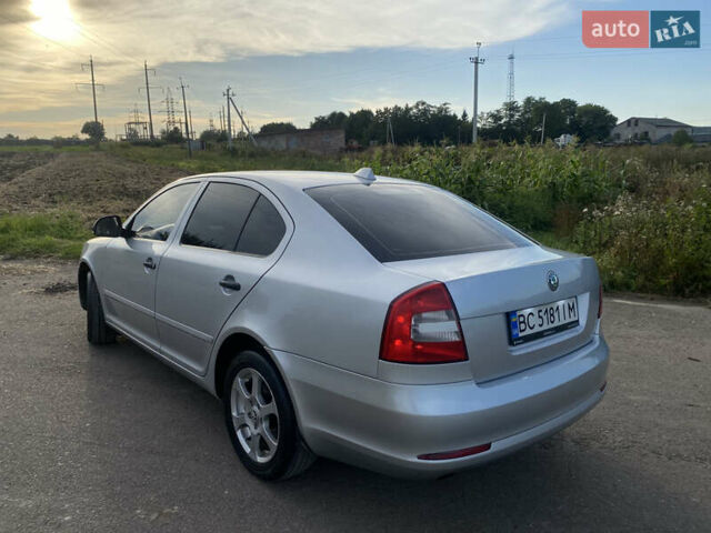 Сірий Шкода Октавія, об'ємом двигуна 1.6 л та пробігом 287 тис. км за 7500 $, фото 6 на Automoto.ua