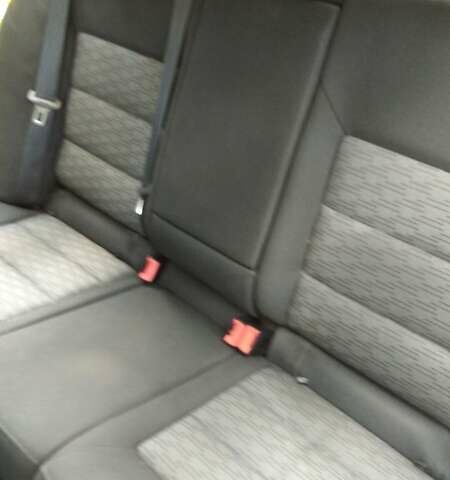 Серый Шкода Октавия, объемом двигателя 1.6 л и пробегом 209 тыс. км за 9800 $, фото 15 на Automoto.ua