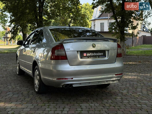 Сірий Шкода Октавія, об'ємом двигуна 2 л та пробігом 254 тис. км за 8400 $, фото 24 на Automoto.ua