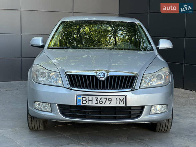 Серый Шкода Октавия, объемом двигателя 1.8 л и пробегом 240 тыс. км за 8200 $, фото 7 на Automoto.ua