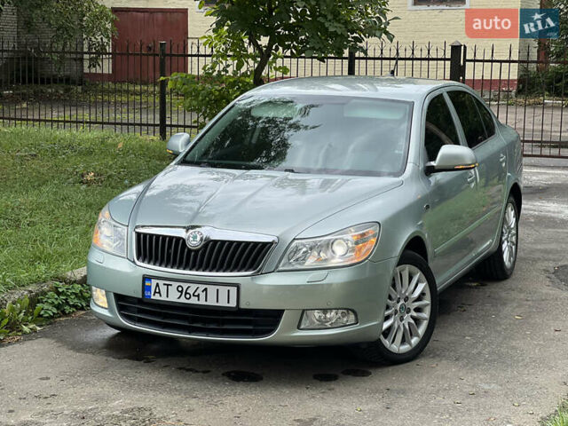 Сірий Шкода Октавія, об'ємом двигуна 1.97 л та пробігом 273 тис. км за 10799 $, фото 4 на Automoto.ua