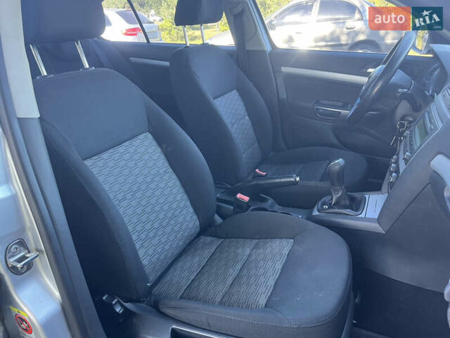 Серый Шкода Октавия, объемом двигателя 1.8 л и пробегом 215 тыс. км за 6550 $, фото 12 на Automoto.ua