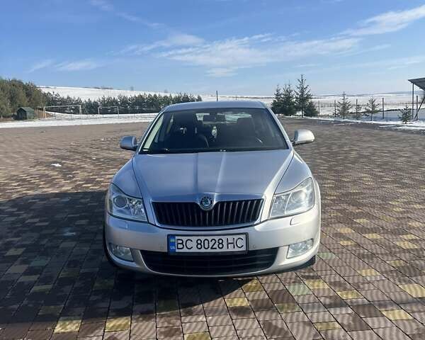 Серый Шкода Октавия, объемом двигателя 1.6 л и пробегом 274 тыс. км за 8700 $, фото 1 на Automoto.ua