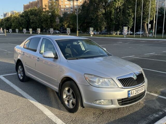 Серый Шкода Октавия, объемом двигателя 1.8 л и пробегом 185 тыс. км за 8000 $, фото 10 на Automoto.ua
