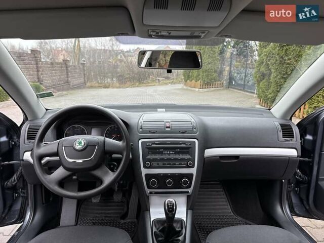 Серый Шкода Октавия, объемом двигателя 1.6 л и пробегом 77 тыс. км за 10900 $, фото 36 на Automoto.ua