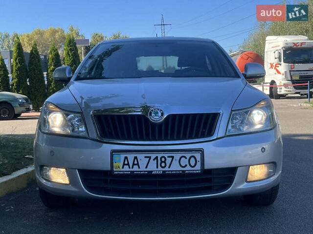 Шкода Октавия 2011 в Киеве на Automoto.ua Серый Шкода Октавия, объемом двигателя 1.8 л и пробегом 215 тыс. км за 6890 $, фото 2 на Automoto.ua