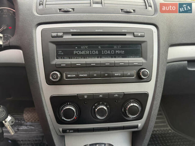 Серый Шкода Октавия, объемом двигателя 1.8 л и пробегом 190 тыс. км за 7100 $, фото 22 на Automoto.ua