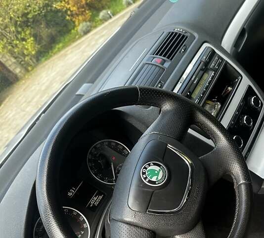Шкода Октавия 2011 в Надворной на Automoto.ua Серый Шкода Октавия, объемом двигателя 1.6 л и пробегом 202 тыс. км за 6950 $, фото 35 на Automoto.ua