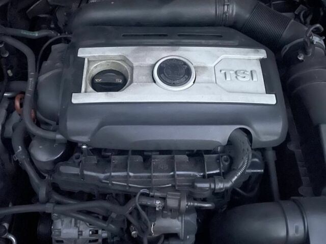 Шкода Октавія 2011 у Києві на Automoto.ua Сірий Шкода Октавія, об'ємом двигуна 1.8 л та пробігом 323 тис. км за 9000 $, фото 13 на Automoto.ua