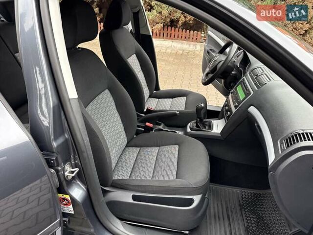 Серый Шкода Октавия, объемом двигателя 1.6 л и пробегом 77 тыс. км за 10900 $, фото 31 на Automoto.ua