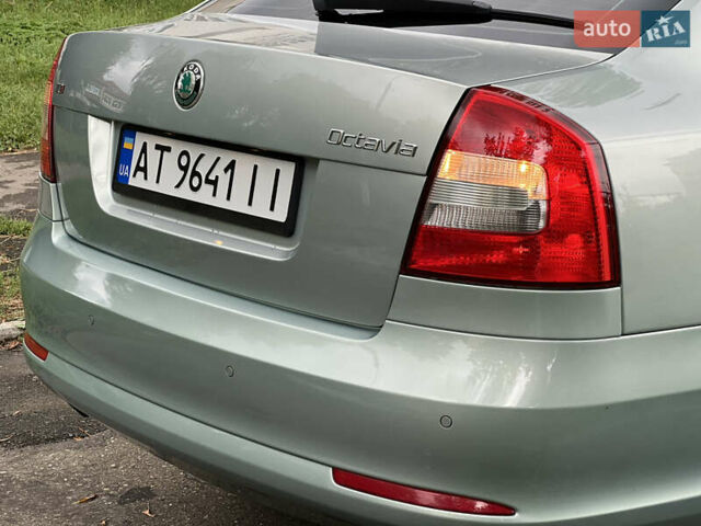 Сірий Шкода Октавія, об'ємом двигуна 1.97 л та пробігом 273 тис. км за 10799 $, фото 26 на Automoto.ua