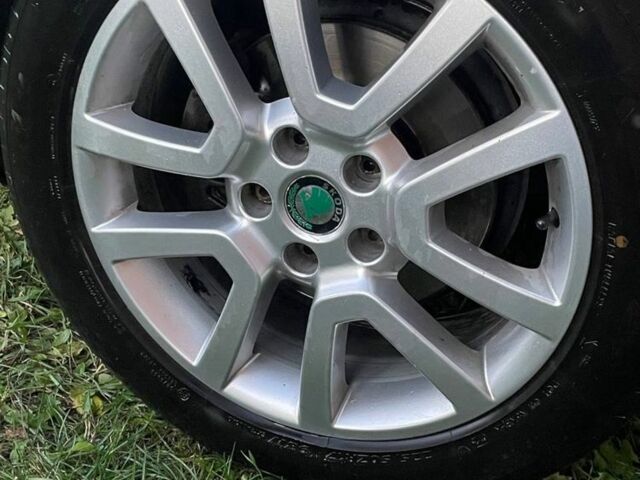 Шкода Октавія 2011 у Києві на Automoto.ua Сірий Шкода Октавія, об'ємом двигуна 1.8 л та пробігом 323 тис. км за 9000 $, фото 12 на Automoto.ua