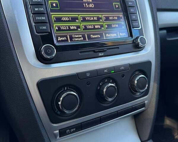 Сірий Шкода Октавія, об'ємом двигуна 1.8 л та пробігом 221 тис. км за 8000 $, фото 29 на Automoto.ua
