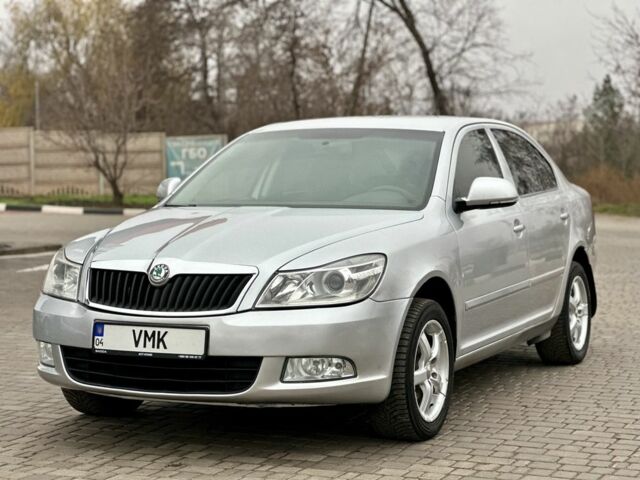 Серый Шкода Октавия, объемом двигателя 1.6 л и пробегом 221 тыс. км за 7600 $, фото 5 на Automoto.ua