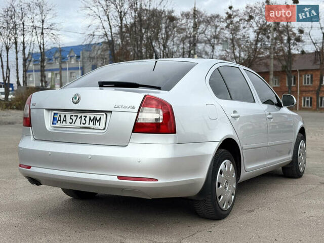 Серый Шкода Октавия, объемом двигателя 1.8 л и пробегом 166 тыс. км за 7300 $, фото 6 на Automoto.ua