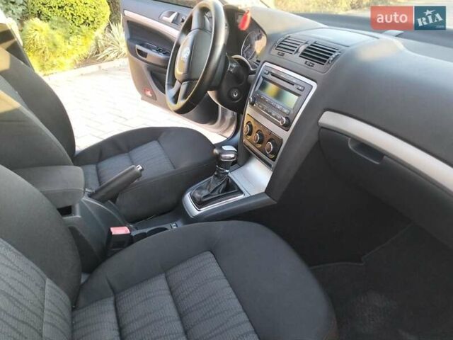 Серый Шкода Октавия, объемом двигателя 1.8 л и пробегом 137 тыс. км за 7850 $, фото 17 на Automoto.ua