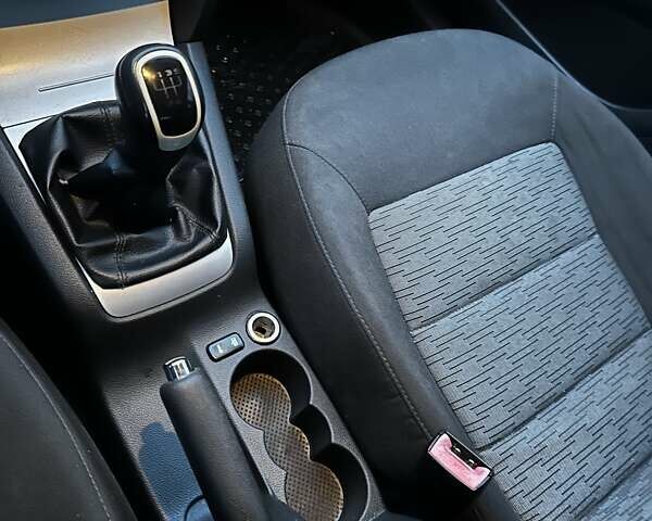 Шкода Октавия 2011 в Надворной на Automoto.ua Серый Шкода Октавия, объемом двигателя 1.6 л и пробегом 202 тыс. км за 6950 $, фото 17 на Automoto.ua
