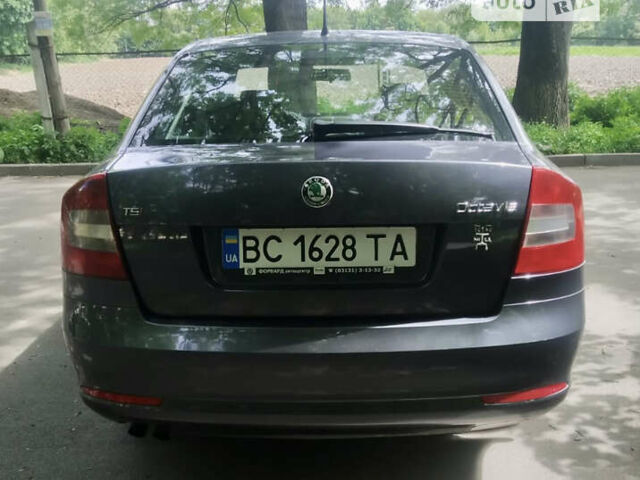 Сірий Шкода Октавія, об'ємом двигуна 1.8 л та пробігом 345 тис. км за 7600 $, фото 2 на Automoto.ua