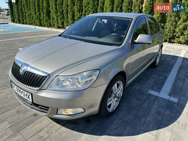 Серый Шкода Октавия, объемом двигателя 1.6 л и пробегом 241 тыс. км за 8200 $, фото 6 на Automoto.ua