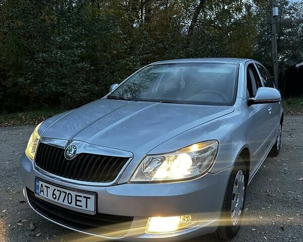 Шкода Октавия 2011 в Надворной на Automoto.ua Серый Шкода Октавия, объемом двигателя 1.6 л и пробегом 202 тыс. км за 6950 $, фото 39 на Automoto.ua
