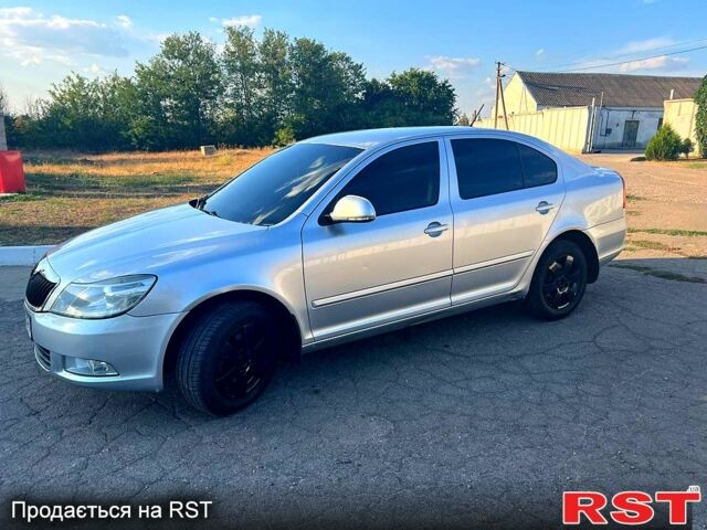 Шкода Октавия 2011 в Никополе на Automoto.ua Серый Шкода Октавия, объемом двигателя 1.8 л и пробегом 335 тыс. км за 6199 $, фото 2 на Automoto.ua