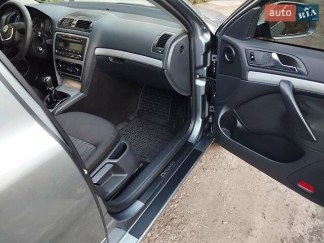 Серый Шкода Октавия, объемом двигателя 1.8 л и пробегом 137 тыс. км за 8200 $, фото 6 на Automoto.ua