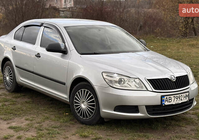 Серый Шкода Октавия, объемом двигателя 1.6 л и пробегом 202 тыс. км за 7700 $, фото 4 на Automoto.ua