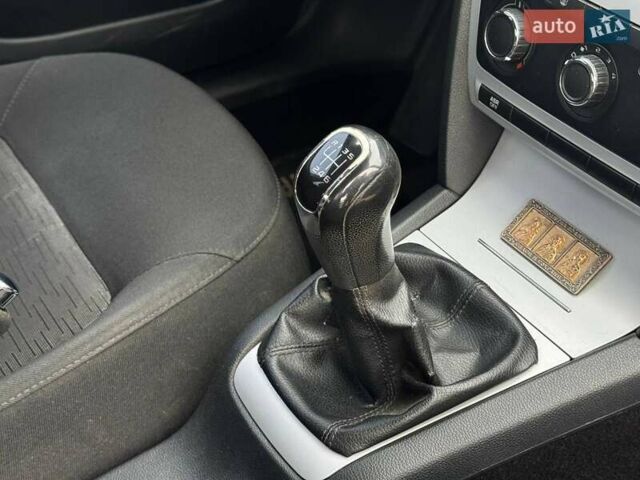 Серый Шкода Октавия, объемом двигателя 1.8 л и пробегом 330 тыс. км за 6700 $, фото 20 на Automoto.ua