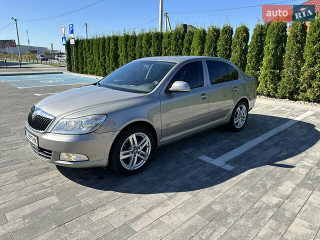 Серый Шкода Октавия, объемом двигателя 1.6 л и пробегом 241 тыс. км за 8200 $, фото 5 на Automoto.ua