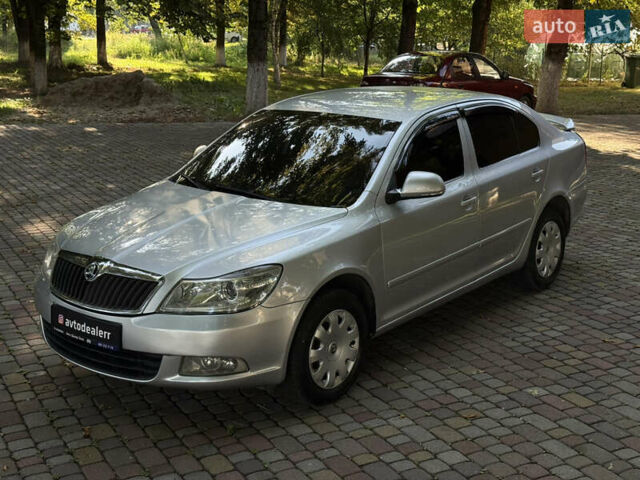 Сірий Шкода Октавія, об'ємом двигуна 2 л та пробігом 254 тис. км за 8400 $, фото 14 на Automoto.ua