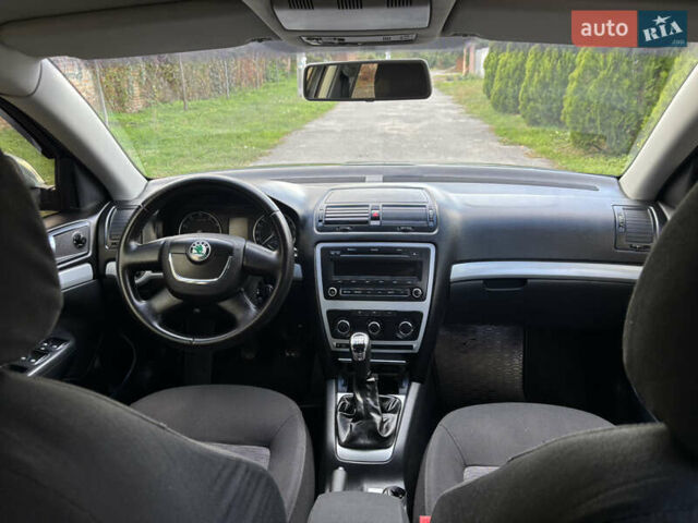 Шкода Октавия 2011 в Запорожье на Automoto.ua Серый Шкода Октавия, объемом двигателя 1.8 л и пробегом 180 тыс. км за 7100 $, фото 34 на Automoto.ua