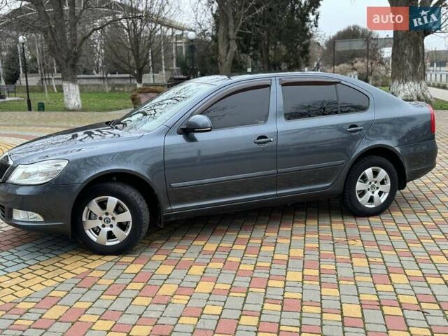 Серый Шкода Октавия, объемом двигателя 1.8 л и пробегом 137 тыс. км за 8300 $, фото 3 на Automoto.ua