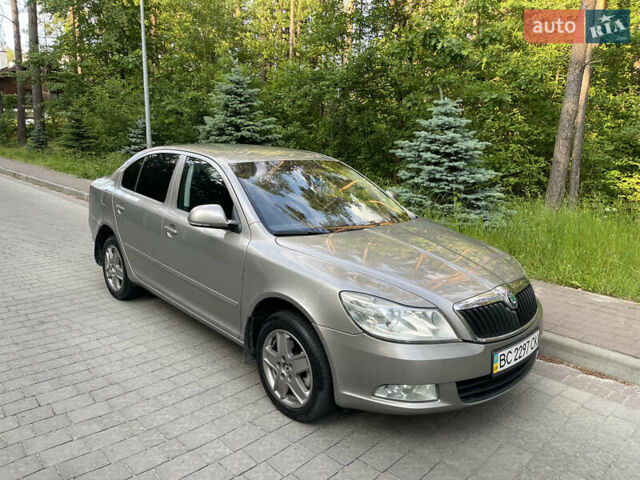 Серый Шкода Октавия, объемом двигателя 1.8 л и пробегом 185 тыс. км за 7600 $, фото 6 на Automoto.ua