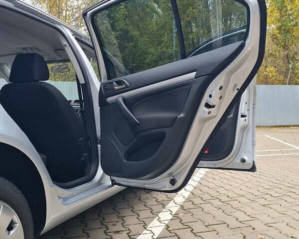 Серый Шкода Октавия, объемом двигателя 1.8 л и пробегом 165 тыс. км за 6700 $, фото 18 на Automoto.ua
