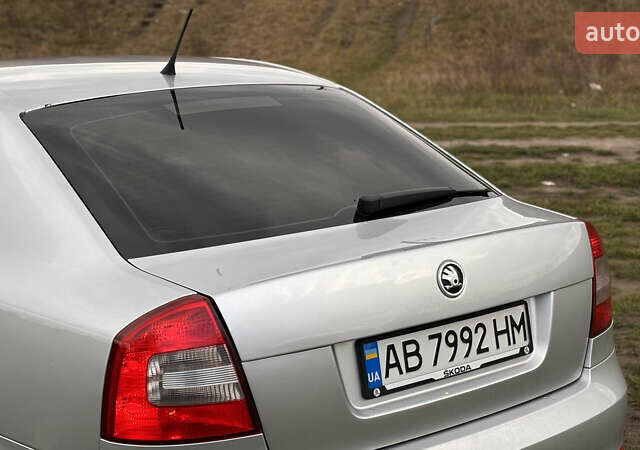 Серый Шкода Октавия, объемом двигателя 1.6 л и пробегом 202 тыс. км за 7700 $, фото 5 на Automoto.ua