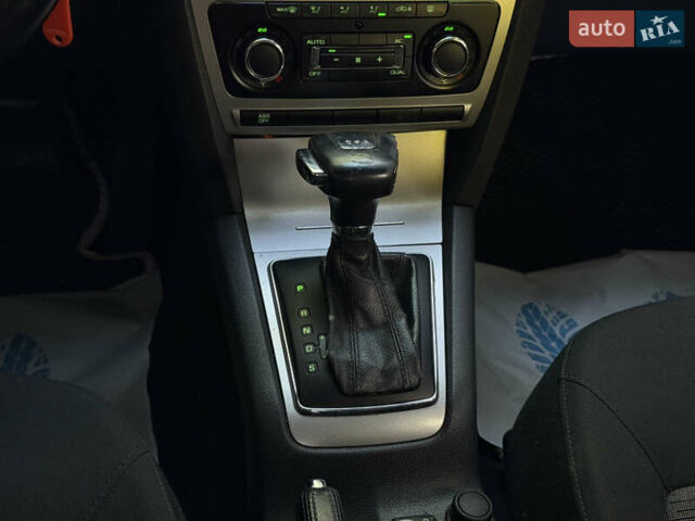 Сірий Шкода Октавія, об'ємом двигуна 2 л та пробігом 254 тис. км за 8400 $, фото 39 на Automoto.ua