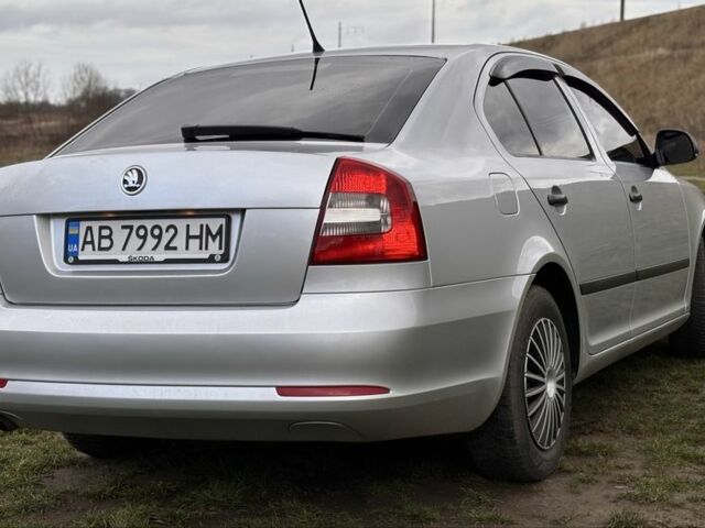 Серый Шкода Октавия, объемом двигателя 1.6 л и пробегом 202 тыс. км за 7700 $, фото 2 на Automoto.ua