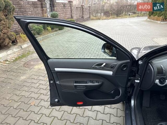 Серый Шкода Октавия, объемом двигателя 1.6 л и пробегом 77 тыс. км за 10900 $, фото 35 на Automoto.ua