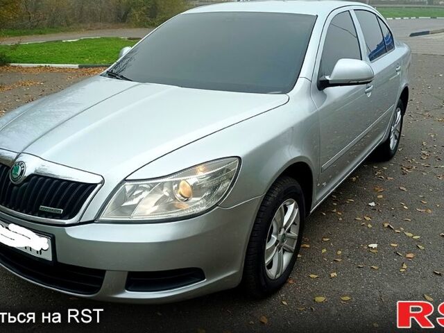 Серый Шкода Октавия, объемом двигателя 1.6 л и пробегом 168 тыс. км за 8100 $, фото 1 на Automoto.ua